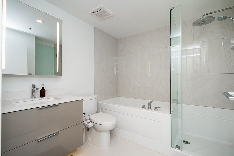 407 1401 Hunter Street North Vancouver, BC - 17