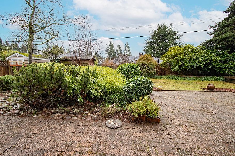 4067 Sunnycrest Drive North Vancouver, BC - 14