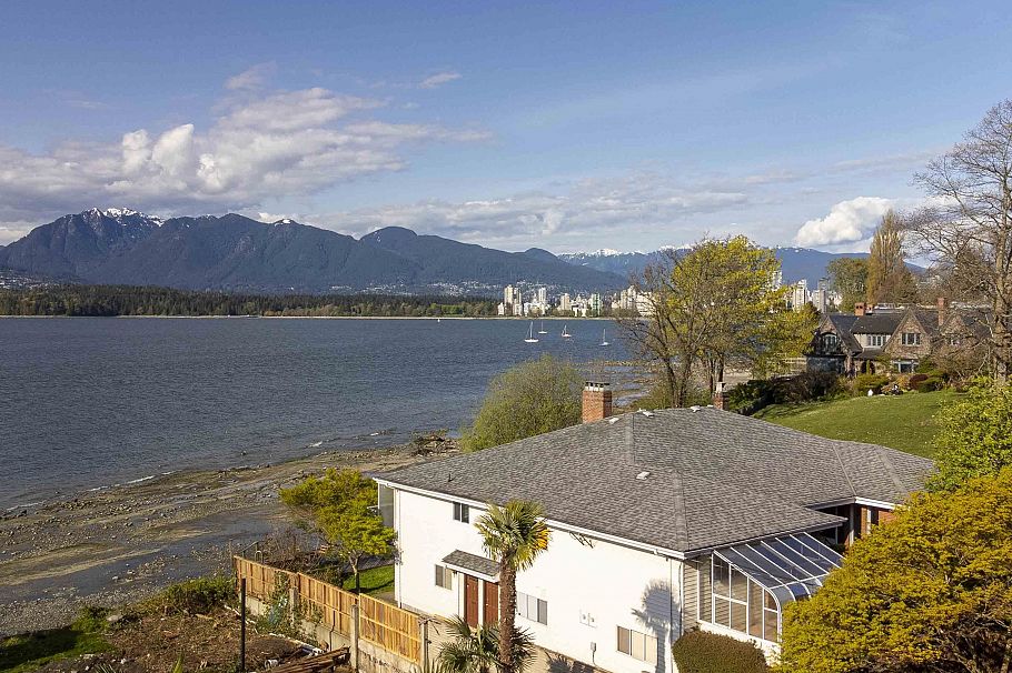 2789 Point Grey Road Vancouver, BC - 12
