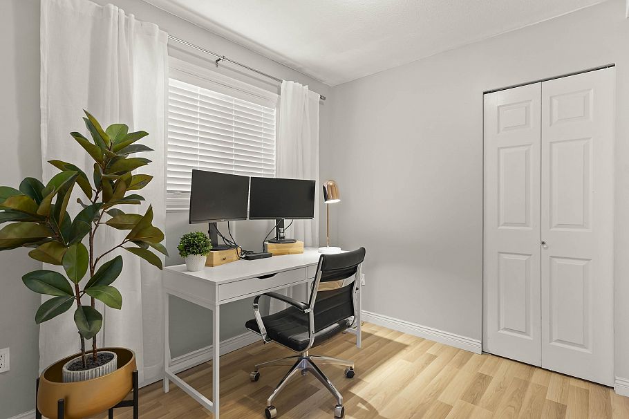 1336 E 16th Avenue Vancouver, BC - 19