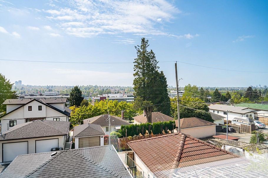 2970 E 7th Avenue Vancouver, BC - 23