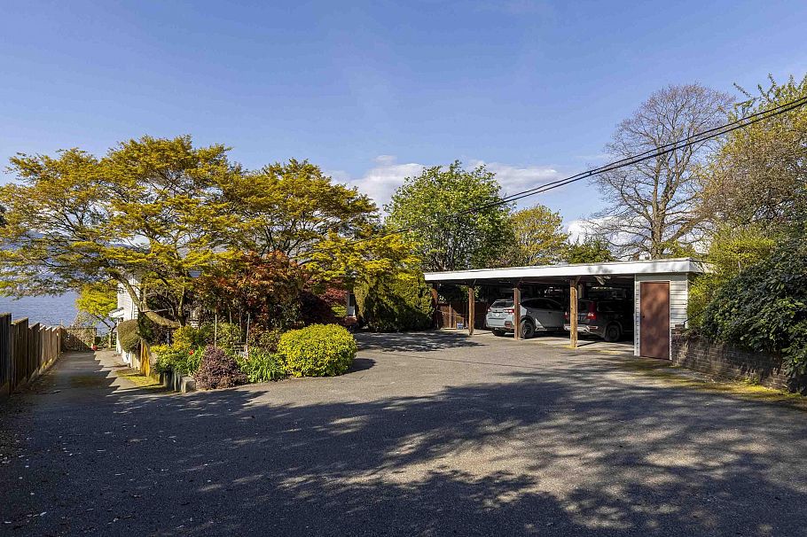 2789 Point Grey Road Vancouver, BC - 27