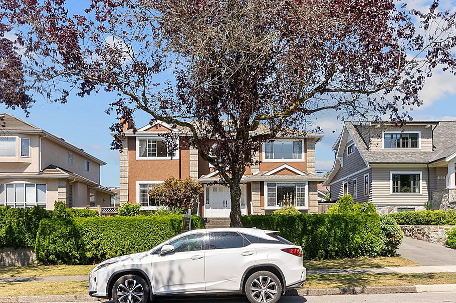 1563 W 59th Avenue Vancouver, BC - 36