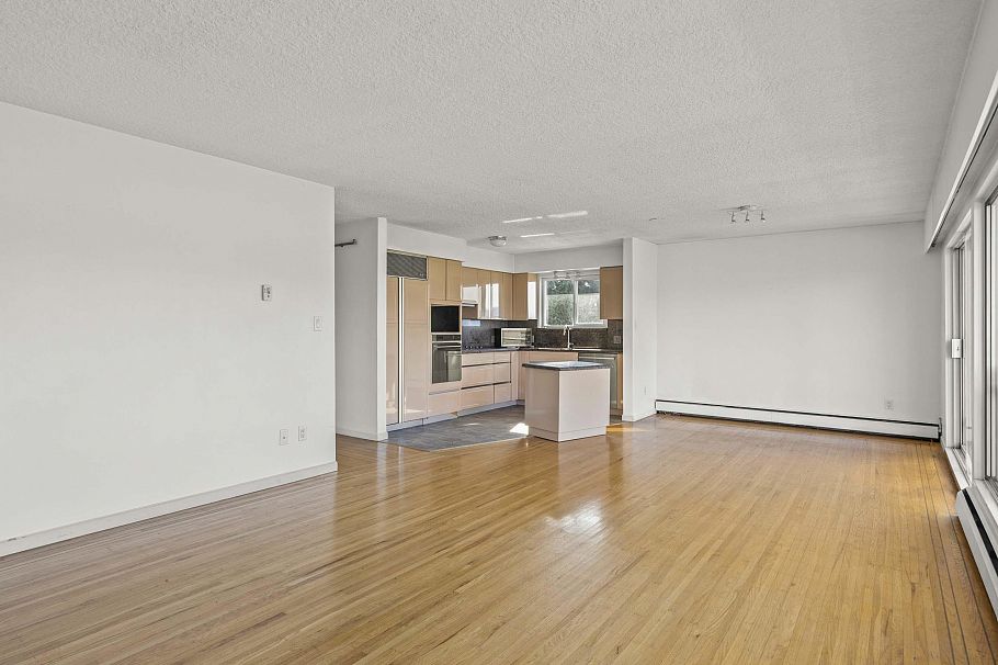 2789 Point Grey Road Vancouver, BC - 32