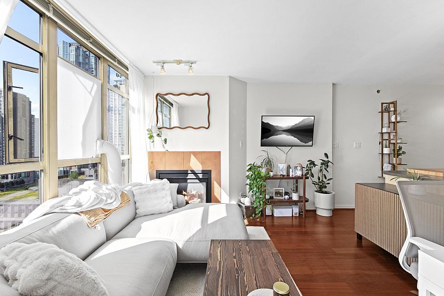 1105 819 Hamilton Street Vancouver, BC - 11