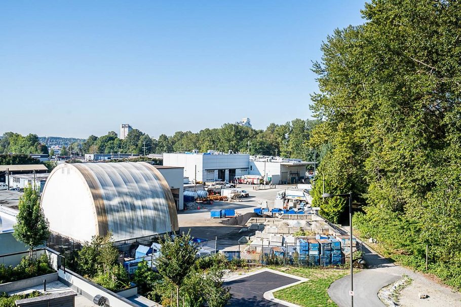 407 1401 Hunter Street North Vancouver, BC - 36