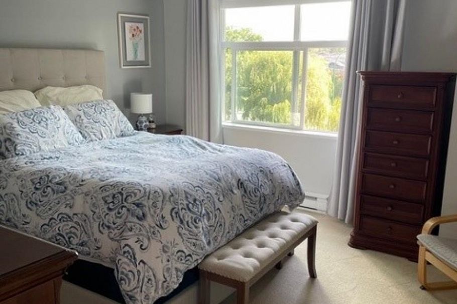 774 Orwell Street North Vancouver, BC - 2