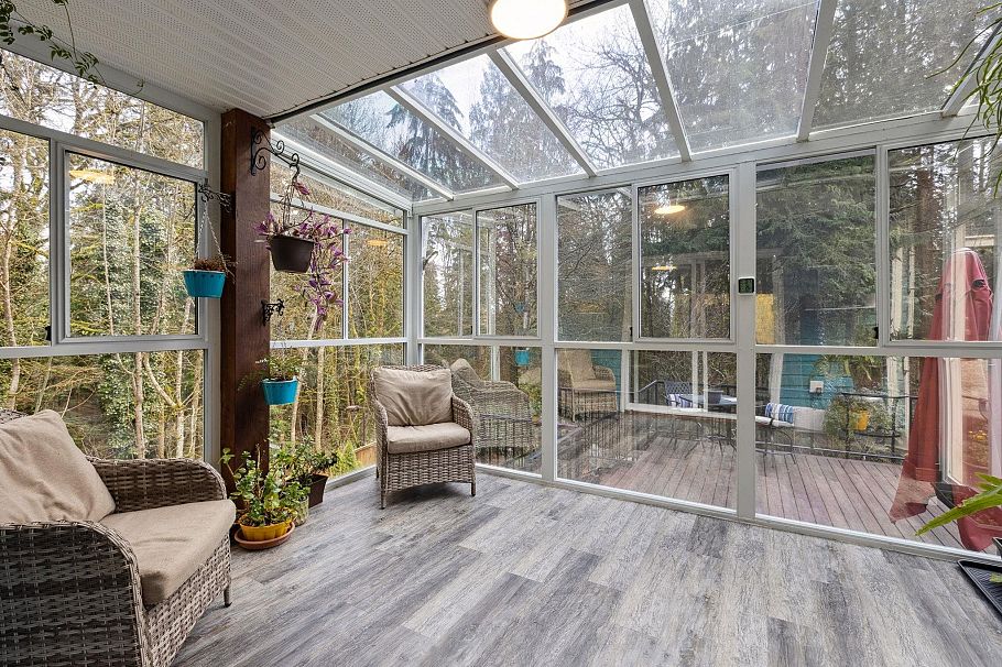 1501 Ostler Court North Vancouver, BC - 27