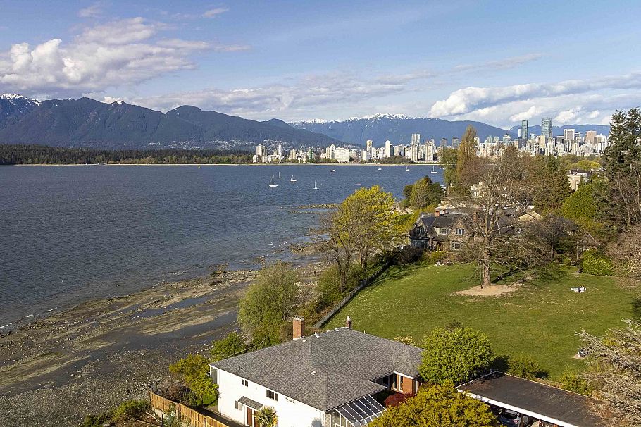 2789 Point Grey Road Vancouver, BC - 11