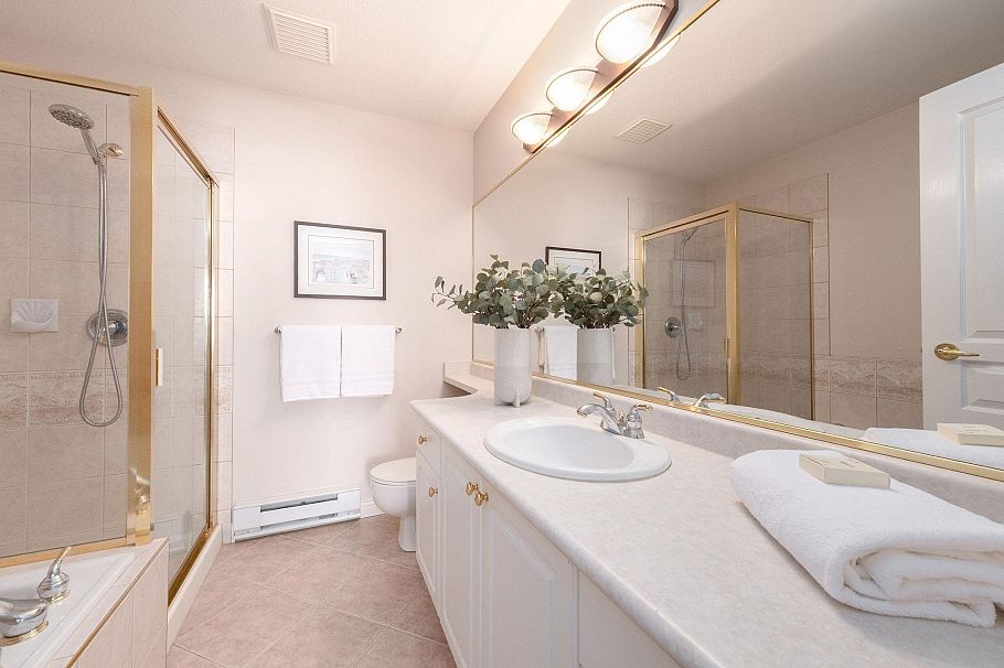 651 St. Andrews Avenue North Vancouver, BC - 18