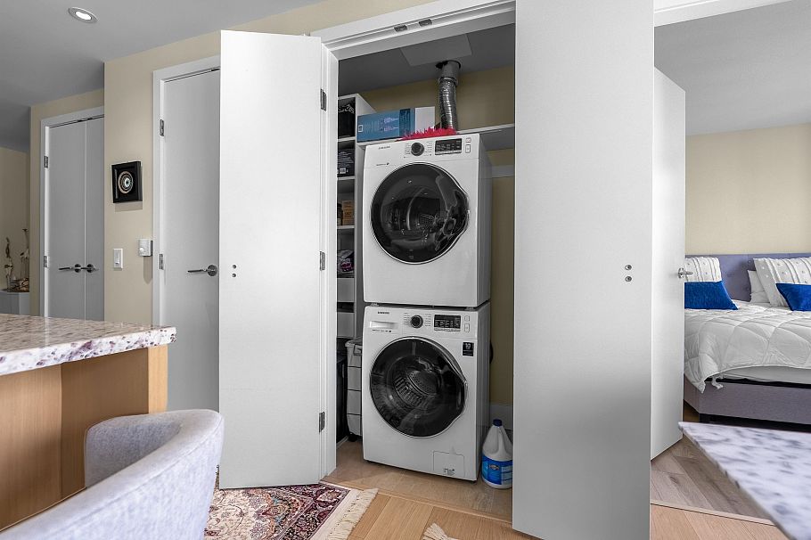 1401 150 W 15th Street North Vancouver, BC - 21