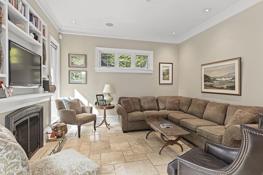 5559 Alma Street Vancouver, BC - 14