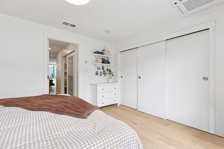 106 649 E 3rd Street North Vancouver, BC - 13