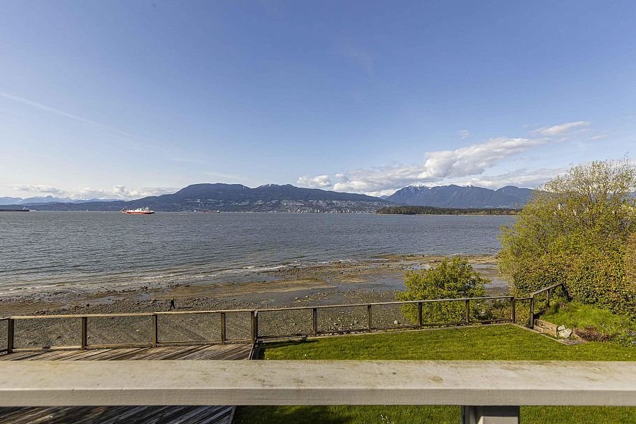 2789 Point Grey Road Vancouver, BC - 24