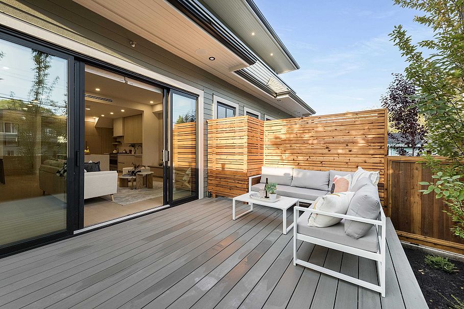 3 2136 E 10 Avenue Vancouver, BC - 5