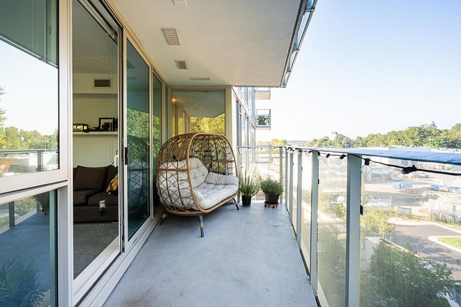 407 1401 Hunter Street North Vancouver, BC - 24