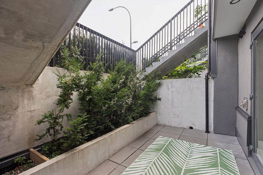 106 649 E 3rd Street North Vancouver, BC - 26