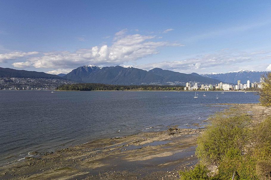 2789 Point Grey Road Vancouver, BC - 13