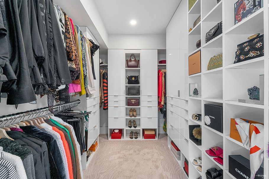 919 E 4th Street North Vancouver, BC - 24