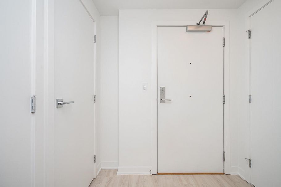 407 1401 Hunter Street North Vancouver, BC - 27