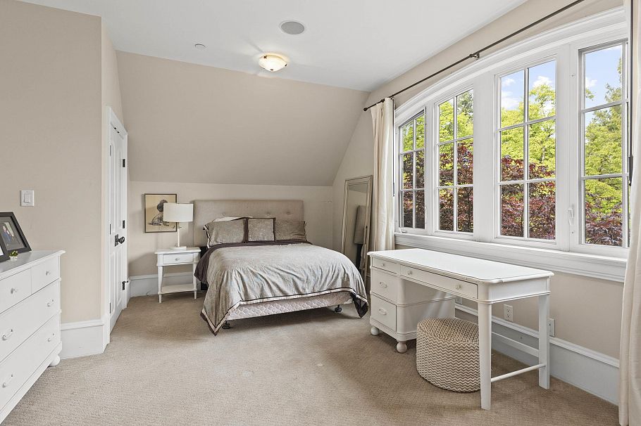 5559 Alma Street Vancouver, BC - 26