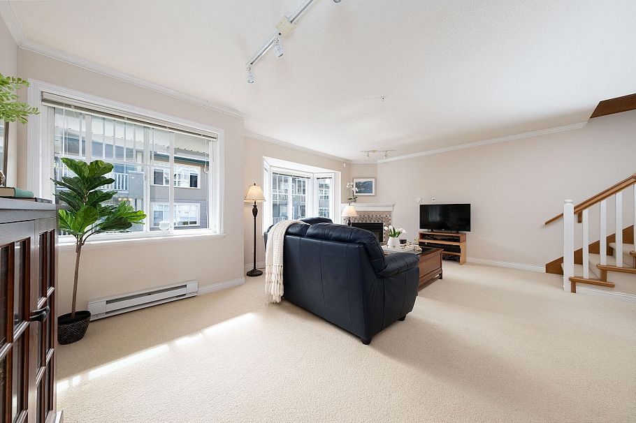 651 St. Andrews Avenue North Vancouver, BC - 6