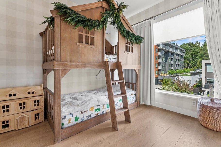 66 3597 Malsum Drive North Vancouver, BC - 24