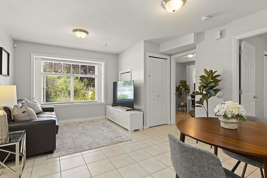 1336 E 16th Avenue Vancouver, BC - 27