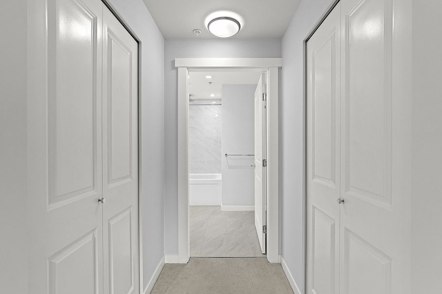 110 2663 Library Lane North Vancouver, BC - 18