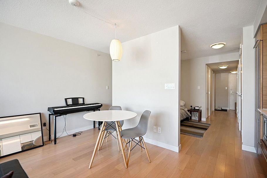 416 1635 West 3rd Avenue Vancouver, BC - 13