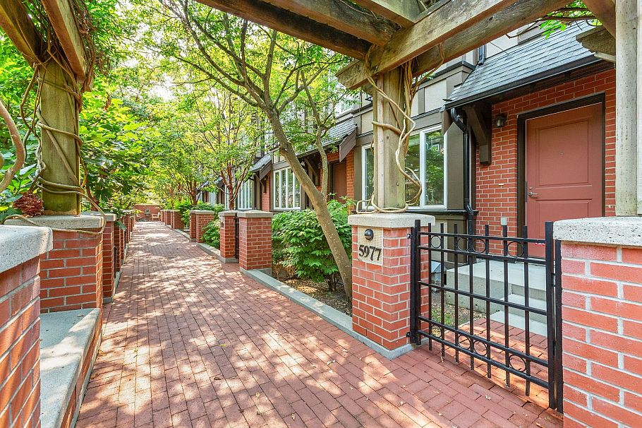 5977 Oak Street Vancouver, BC - 4