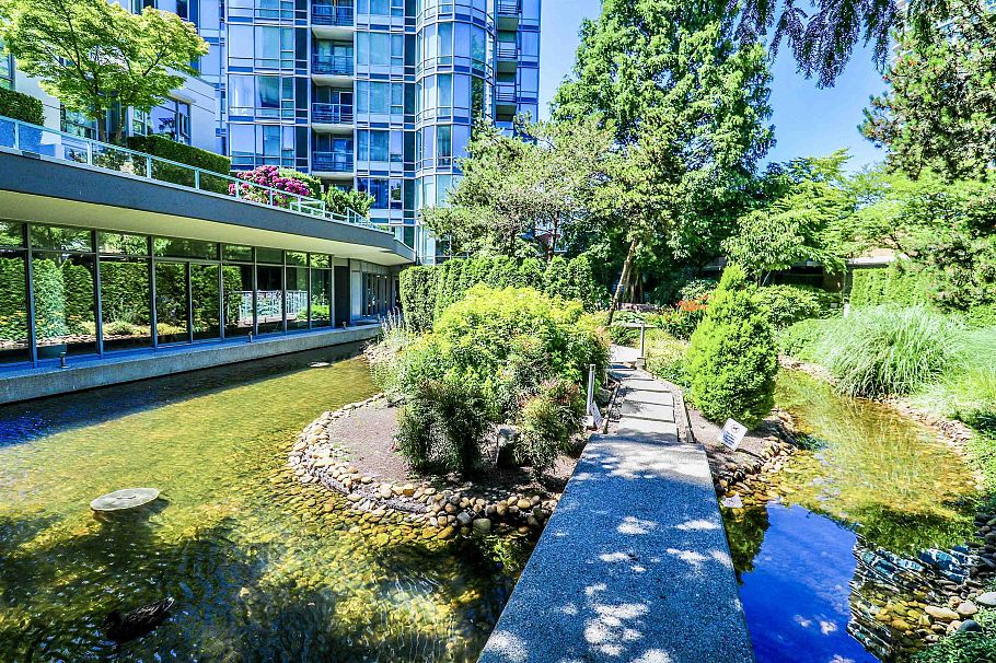 707 1067 Marinaside Crescent Vancouver, BC - 14