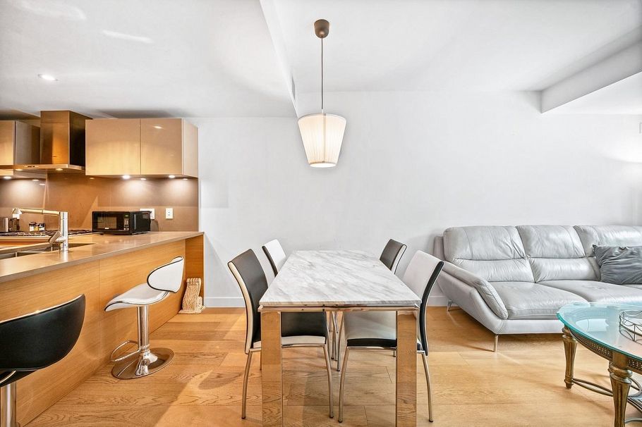 212 7128 Adera Street Vancouver, BC - 5