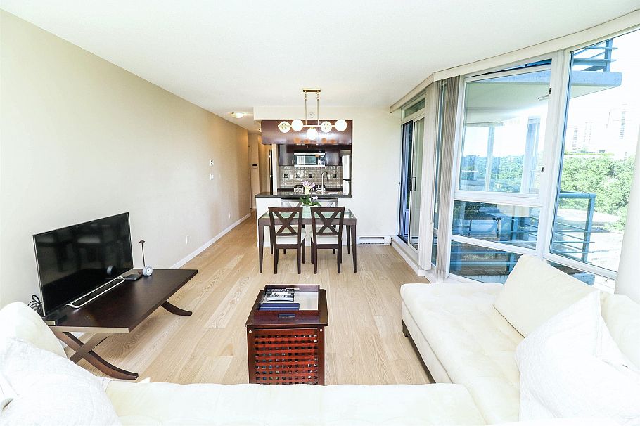 707 1067 Marinaside Crescent Vancouver, BC - 8