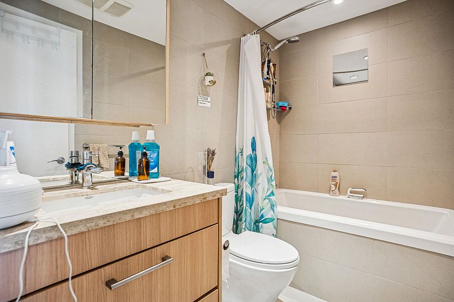 605 1708 Columbia Street Vancouver, BC - 18