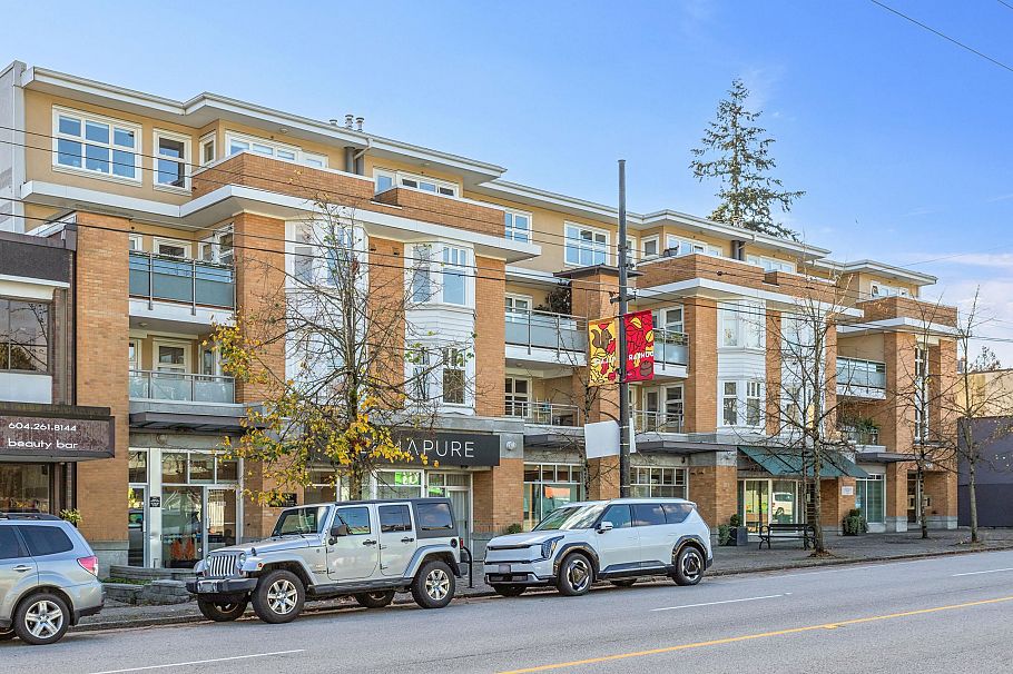 303 3580 W 41st Avenue Vancouver, BC - 1