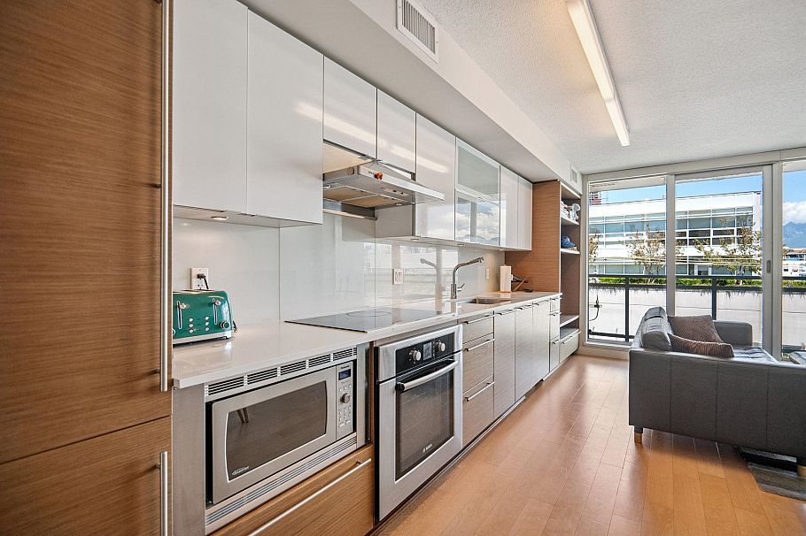 416 1635 West 3rd Avenue Vancouver, BC - 12
