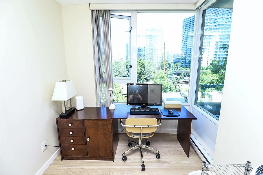 707 1067 Marinaside Crescent Vancouver, BC - 15