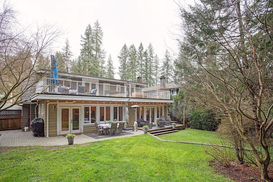 2569 Hyannis Point North Vancouver, BC - 36