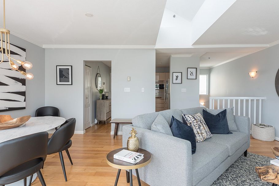 208 788 W 8th Avenue Vancouver, BC - 37