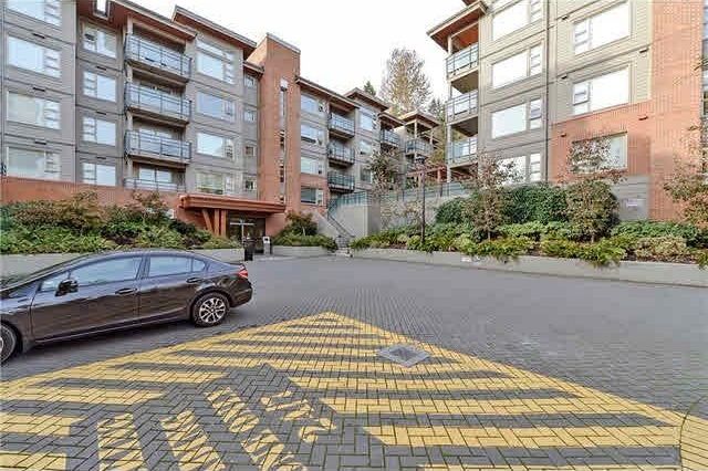 313 1677 Lloyd Avenue North Vancouver, BC - 1