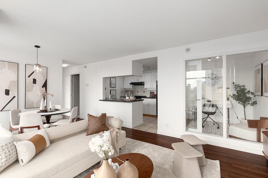 1907 1199 Marinaside Crescent Vancouver, BC - 6