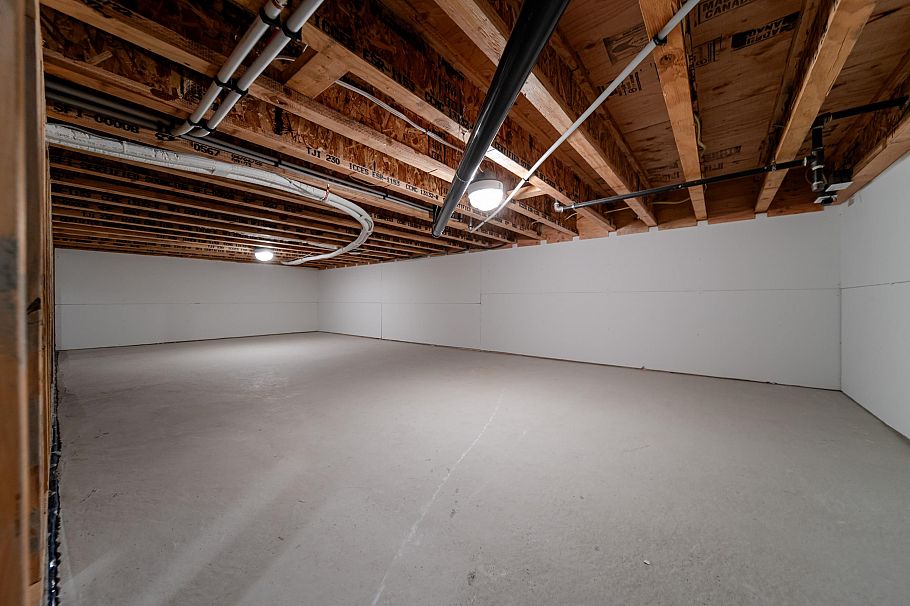 1138 E 26th Avenue Vancouver, BC - 19