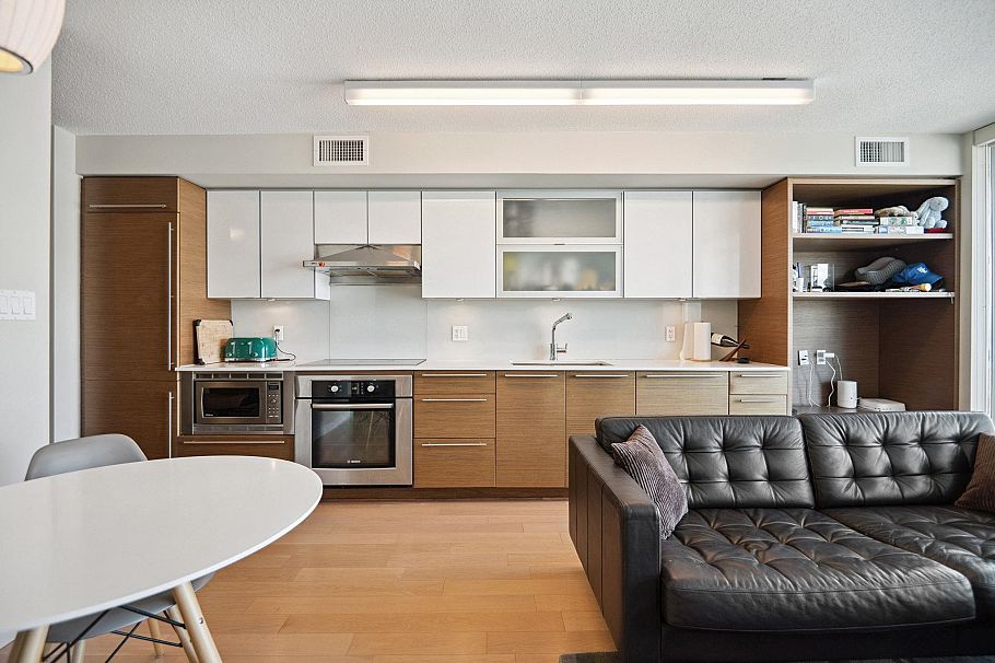 416 1635 West 3rd Avenue Vancouver, BC - 9