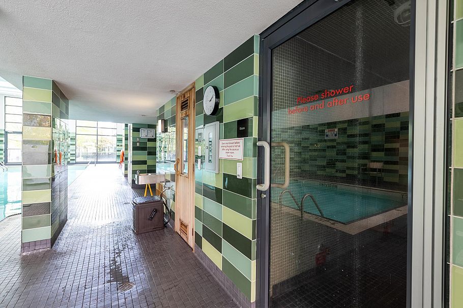 2501 8 Smithe Mews Vancouver, BC - 37