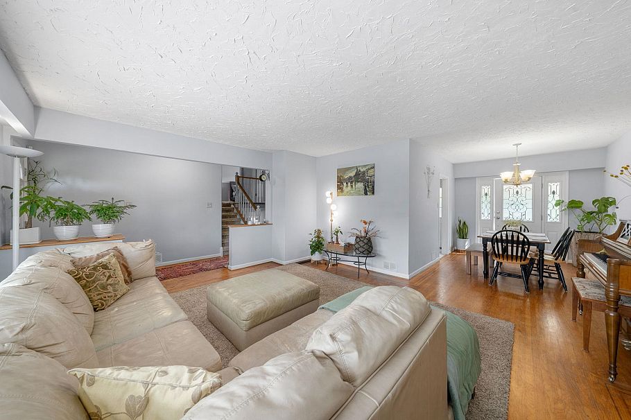 3020 Thorncliffe Drive North Vancouver, BC - 5