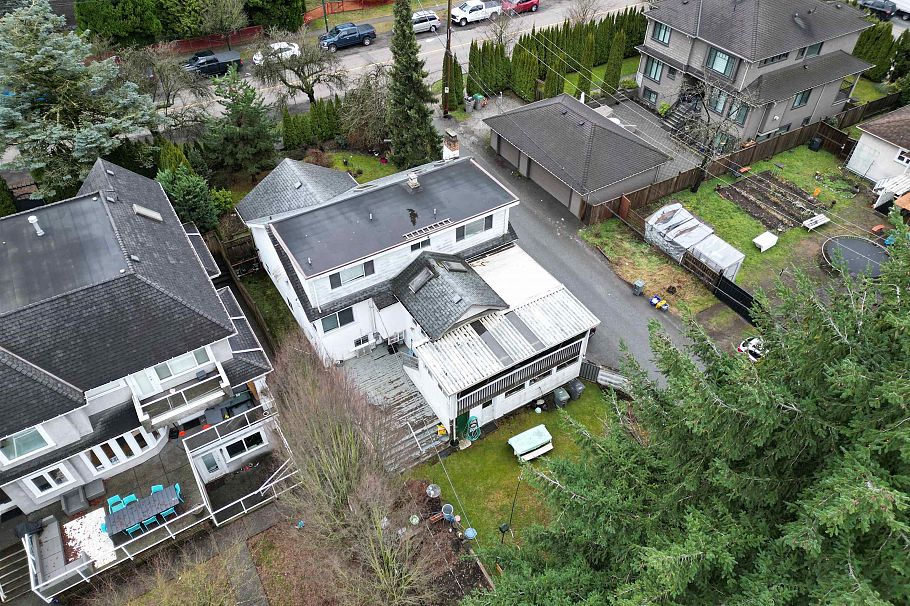 985 W 33rd Avenue Vancouver, BC - 3