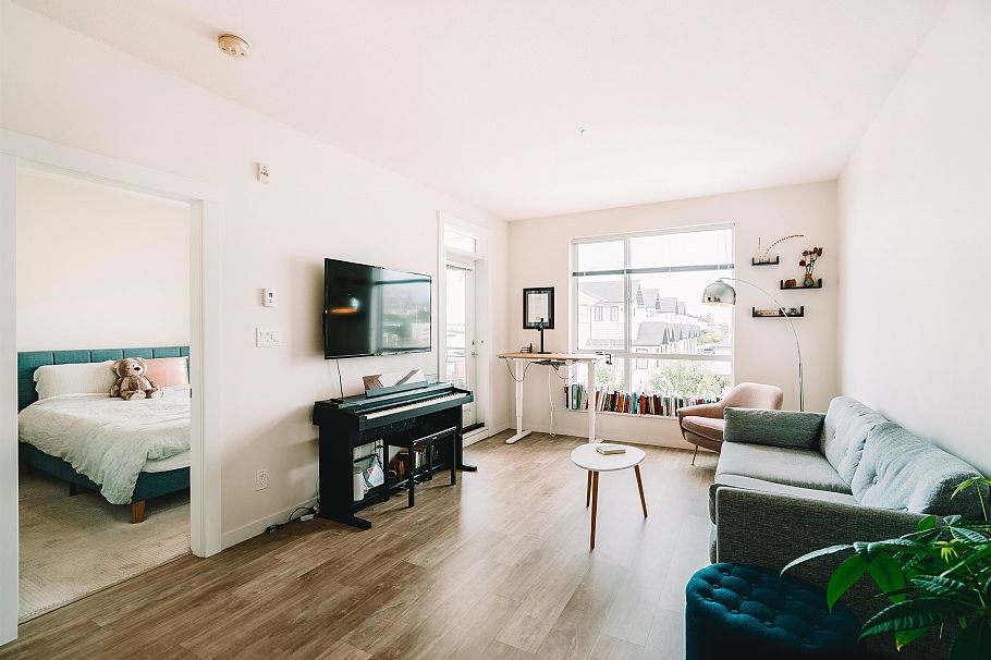 206 615 E 3rd Street North Vancouver, BC - 10