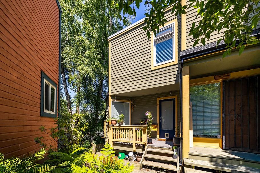 765 Keefer Street Vancouver, BC - 2