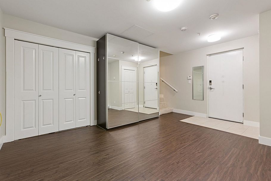 5977 Oak Street Vancouver, BC - 19